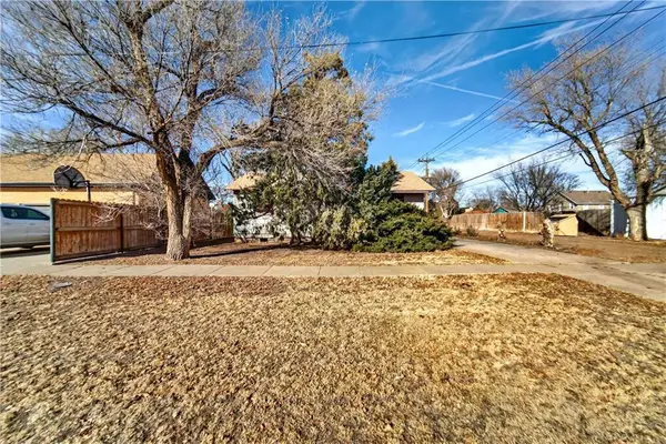 308 W 7th Street, Hugoton, KS 67951