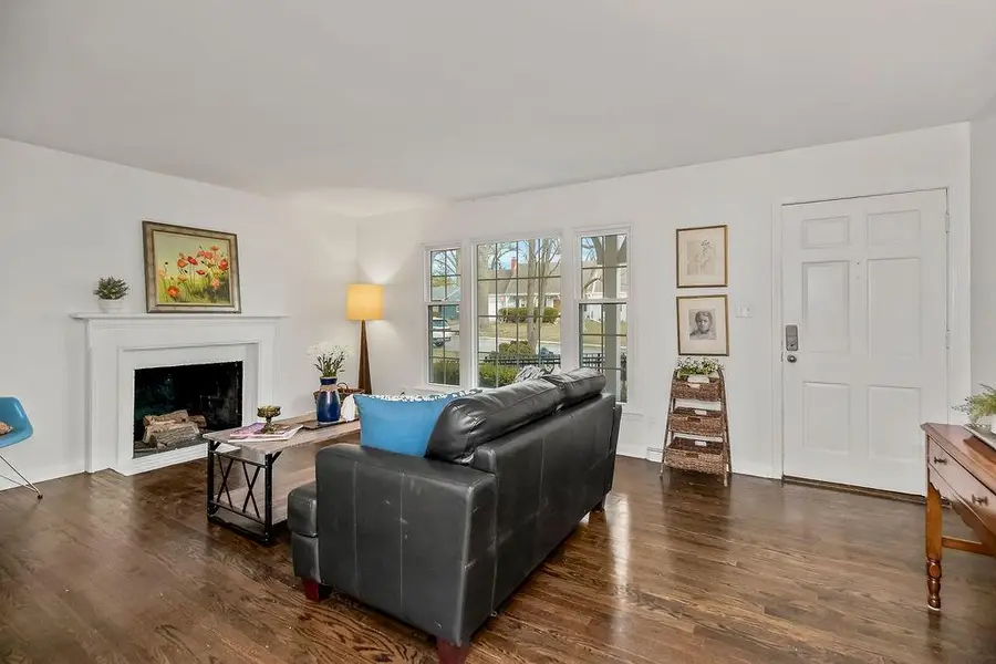 7938 Norwood Street, Prairie Village, KS 66208 - #3