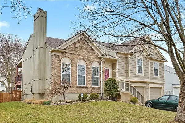 15668 S Blackfoot Street, Olathe, KS 66062