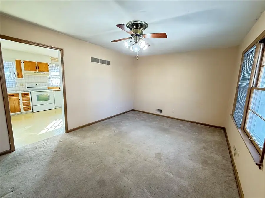 105 NW Walnut Street, Lees Summit, MO 64063 - Image #3