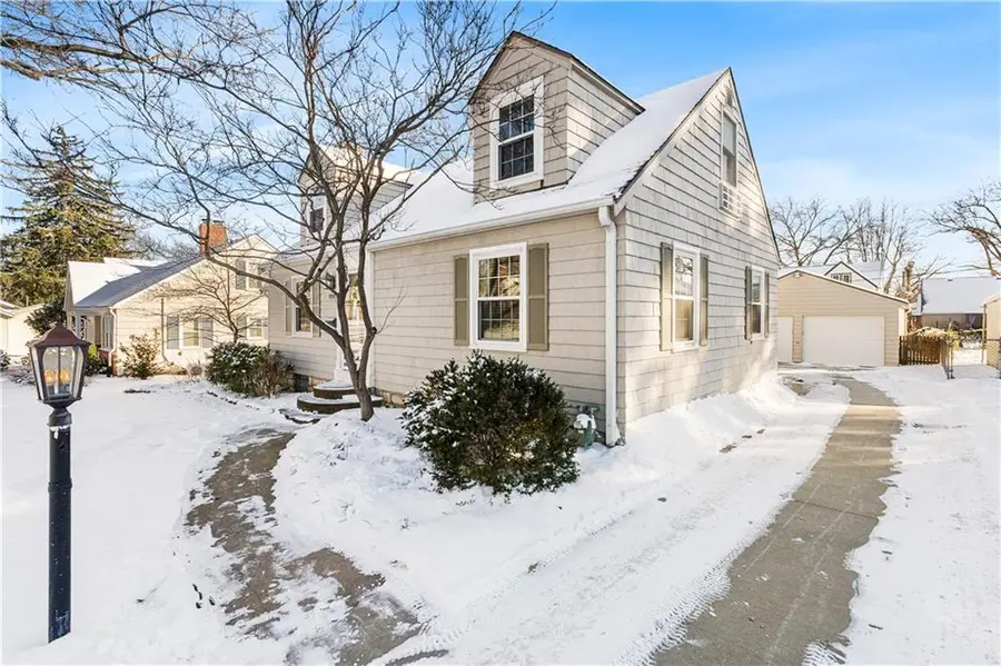 2719 W 51st Street, Westwood, KS 66205 - #3