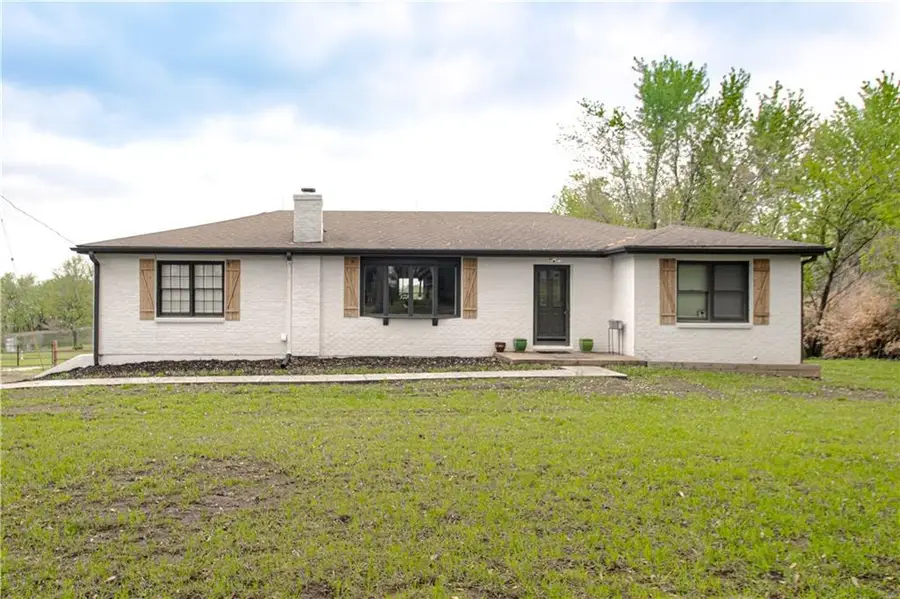 1204 E 223rd Street, Cleveland, MO 64734 - Image #2