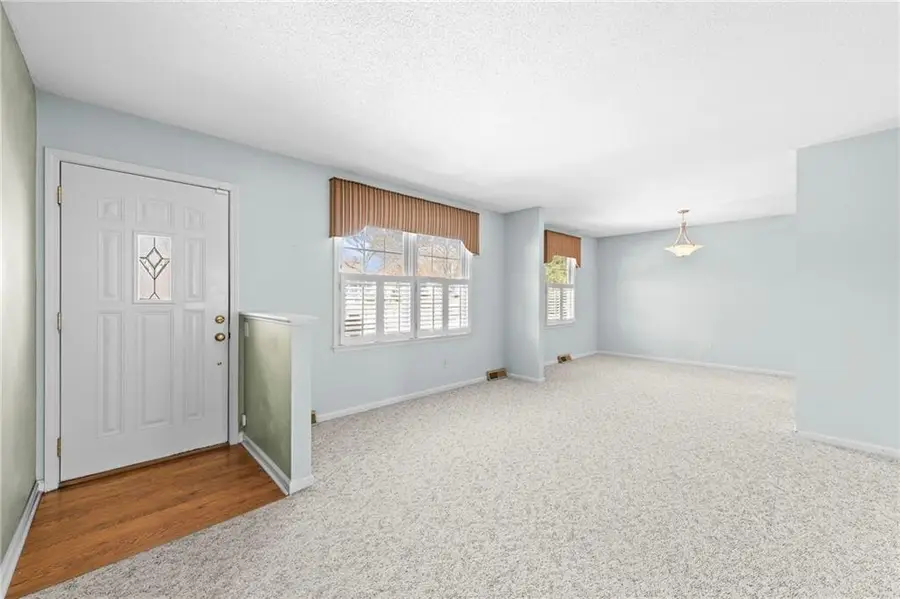 4013 S Maybrook Avenue, Independence, MO 64055 - Image #3