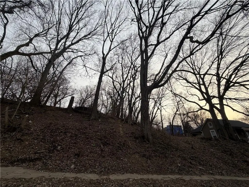 522 E Colorado Street, Saint Joseph, MO 64504 - #1