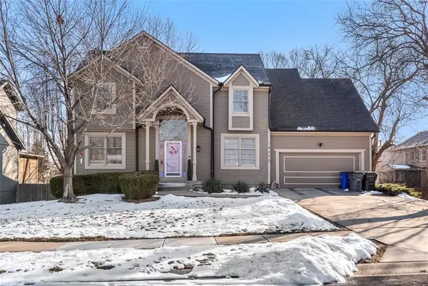 14675 S Greenwood Street, Olathe, KS 66062