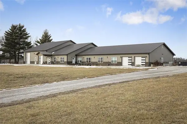 8944 Southpoint Drive, Richmond, MO 64085