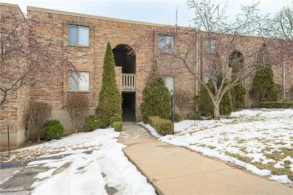 1810 E 97th Street #A, Kansas City, MO 64131