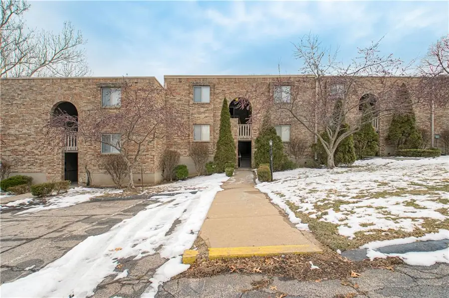 1810 E 97th Street #A, Kansas City, MO 64131 - Image #2