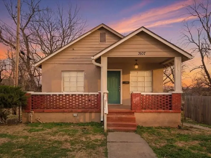 3107 Elmwood Avenue, Kansas City, MO 64128 - #2