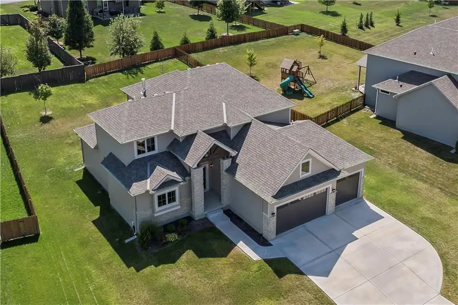 1108 SW Whispering Willow Way, Blue Springs, MO 64064 - #3