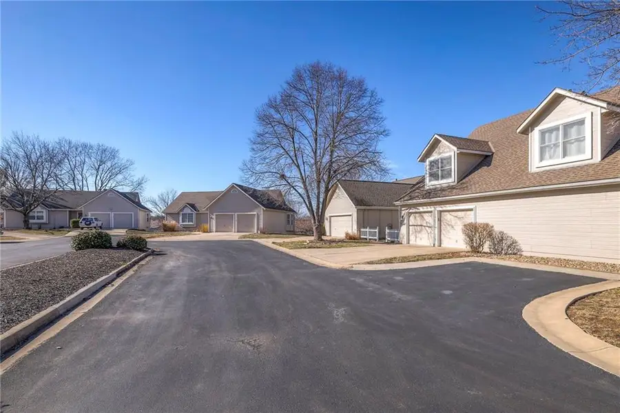 15430 Floyd Street, Overland Park, KS 66223 - #3