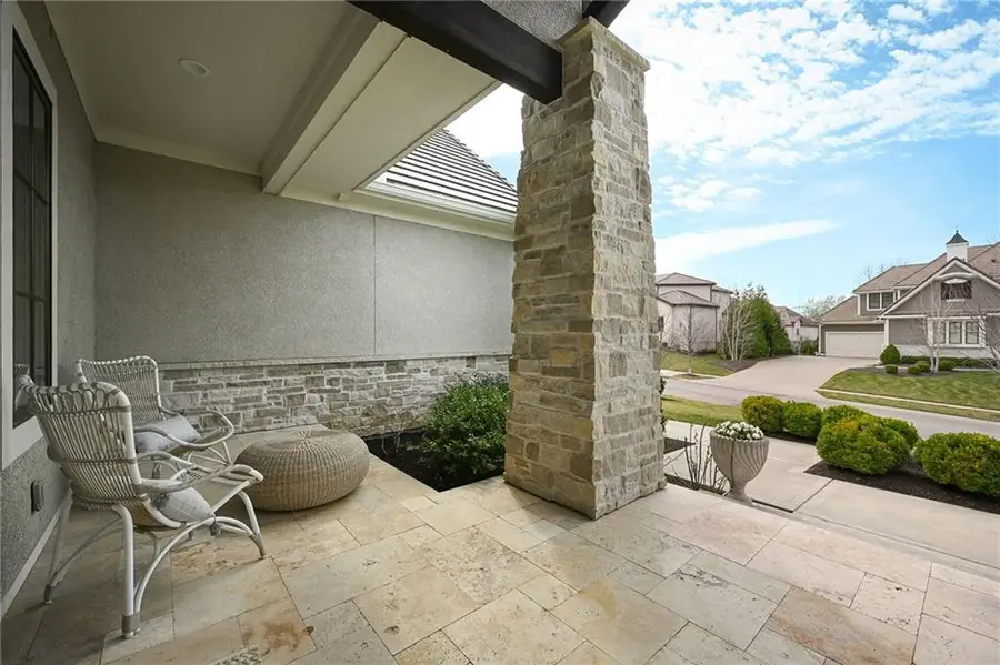 14615 Linden Street, Overland Park, KS 66224 - #3