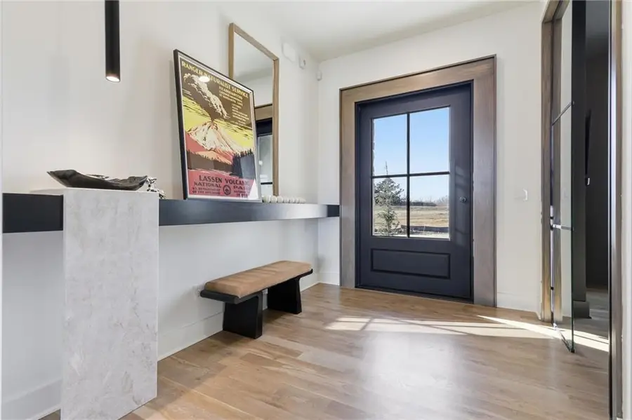 7445 NW Fawn Avenue, Parkville, MO 64152 - #3