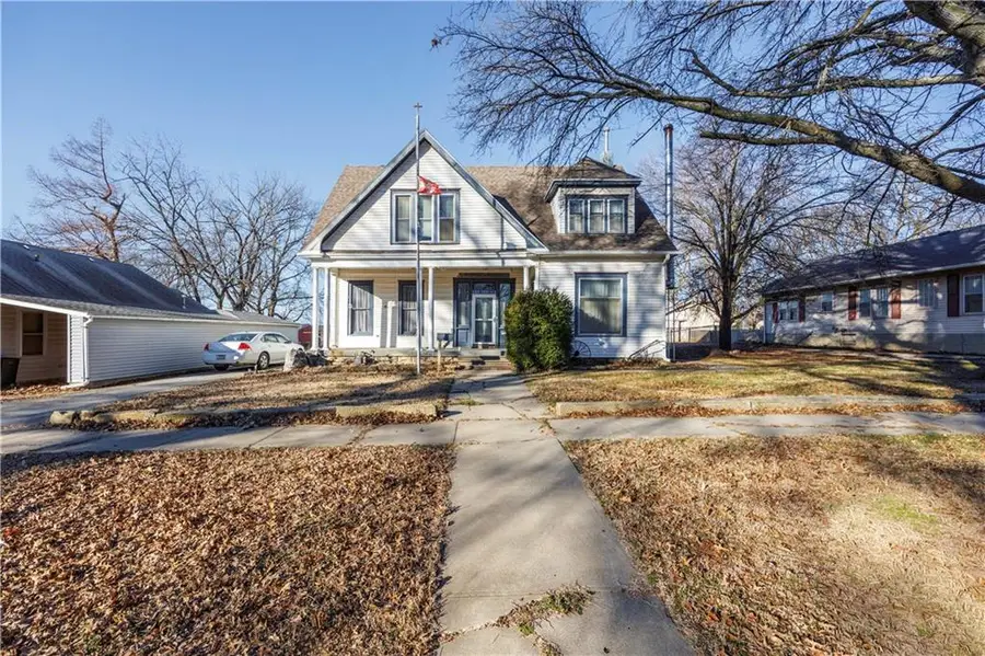 540 S 5th Street, Neodesha, KS 66757 - #3