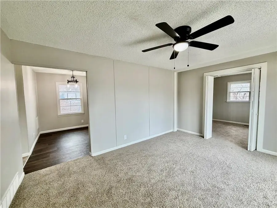 223 E Bannister Road, Kansas City, MO 64114 - #2