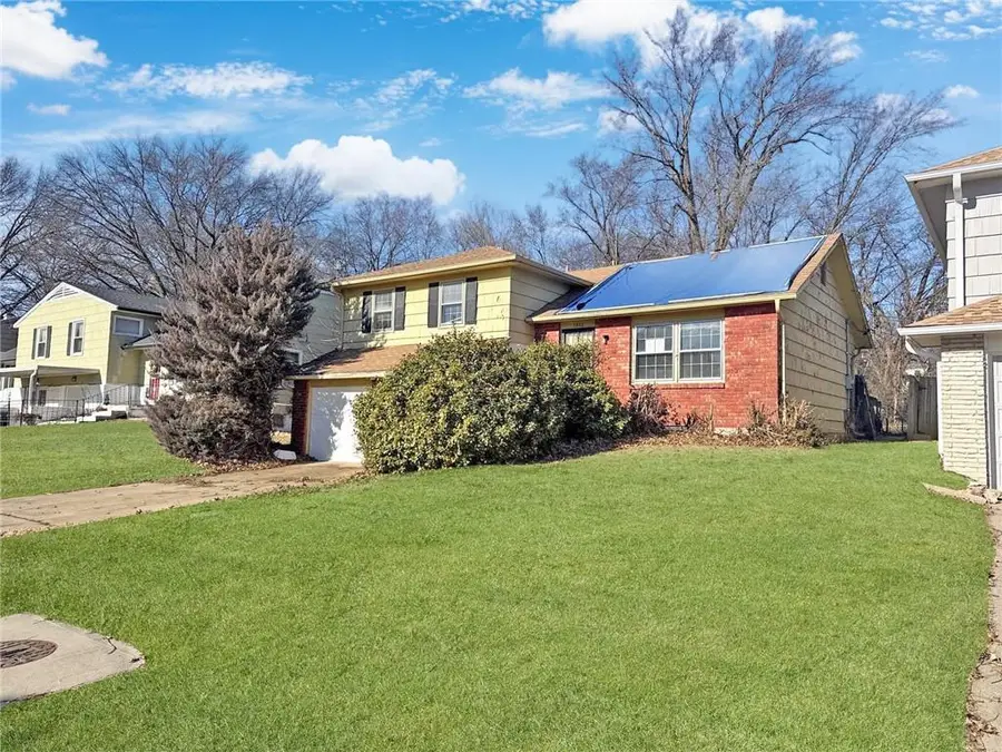 1002 E 79th Street, Kansas City, MO 64131 - Image #2