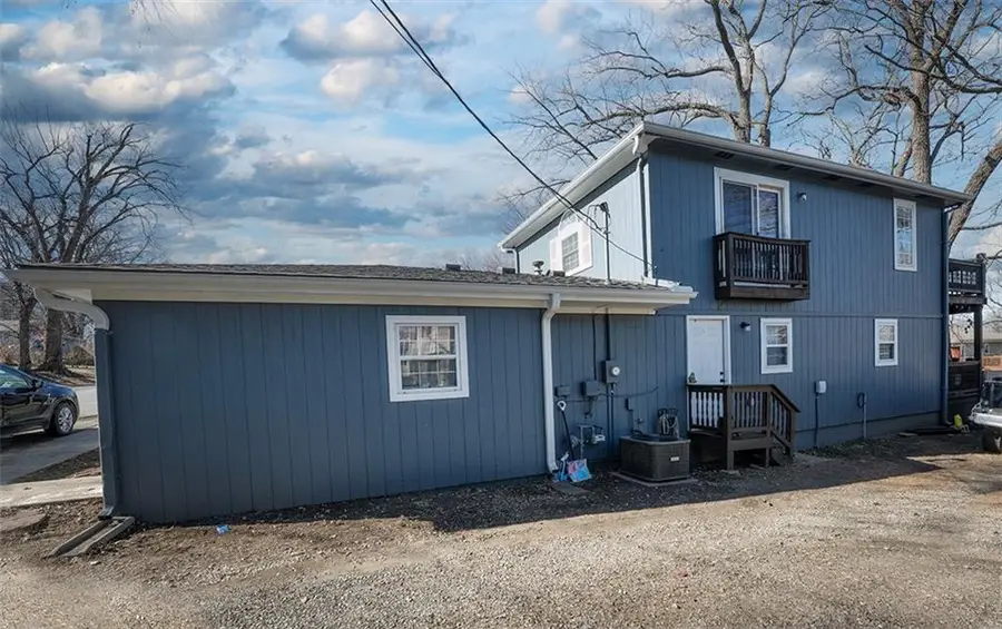 804 E Elm Street, Harrisonville, MO 64701 - #3