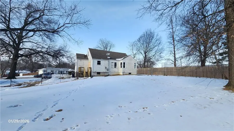 2421 NE Vivion Road, Kansas City, MO 64118 - #3