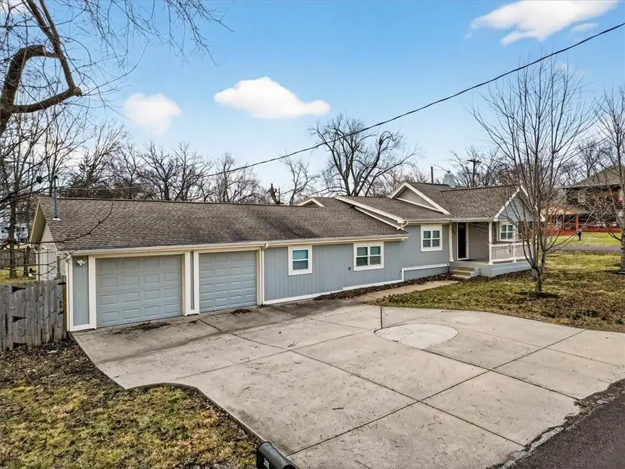201 S Jackson Street, Spring Hill, KS 66083 - Image #3