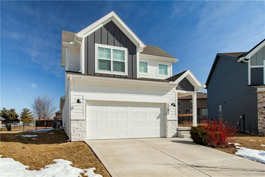 27614 E Red Fox Street, Lees Summit, MO 64086 - #3