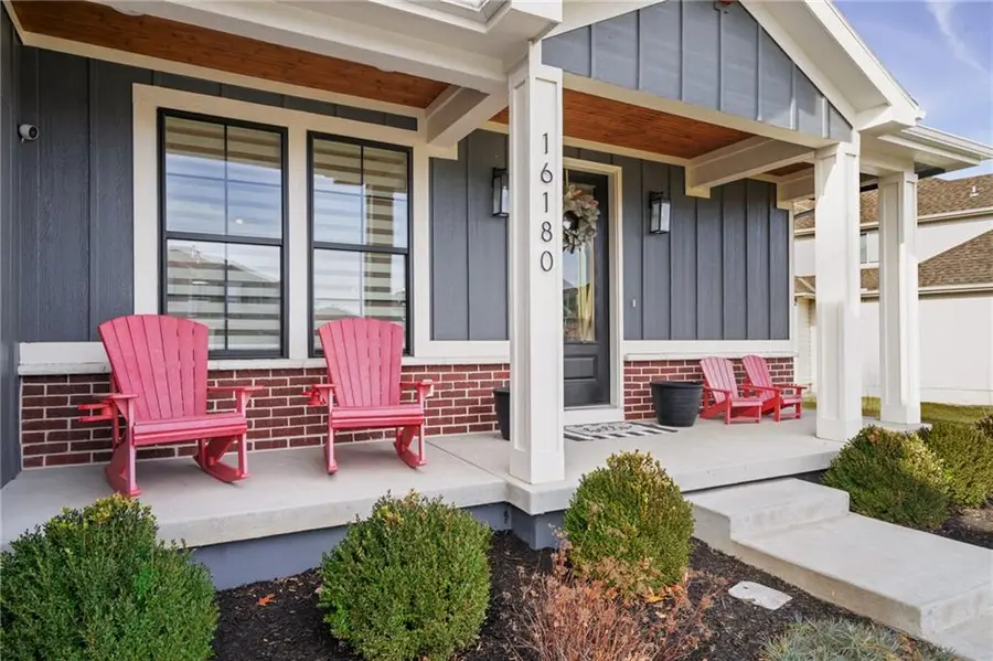 16180 W 165th Terrace, Olathe, KS 66062 - #3