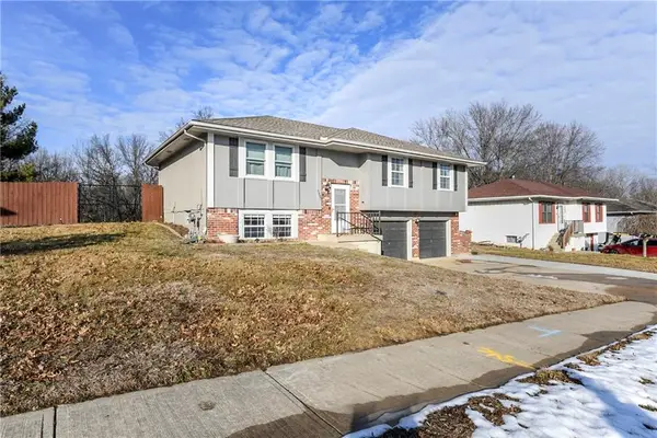 1507 Maple Lane, Pleasant Hill, MO 64080