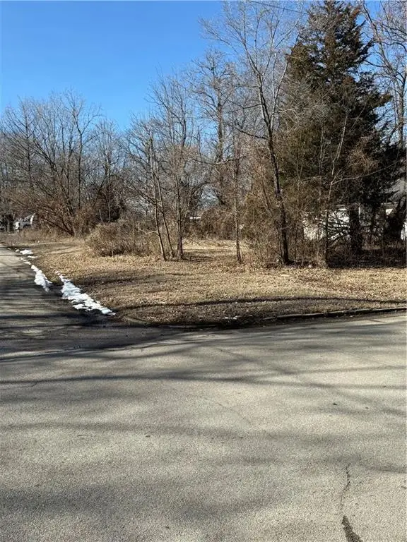 624 S Broadway Street, Fort Scott, KS 66701 - #2