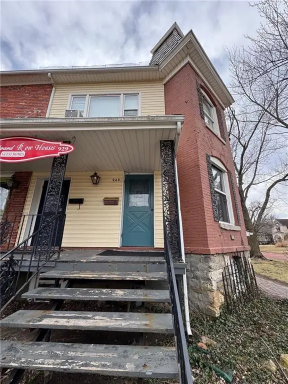 929 SW Huntoon Street, Topeka, KS 66604 - Image #1