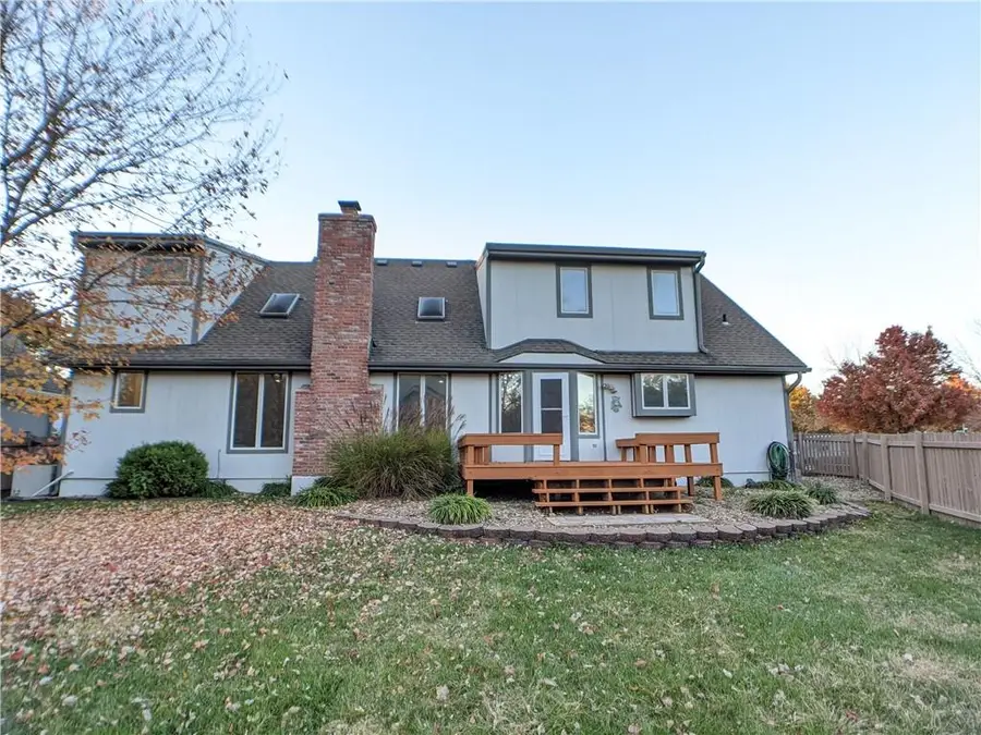 4821 W 122 Terrace, Leawood, KS 66209 - #2