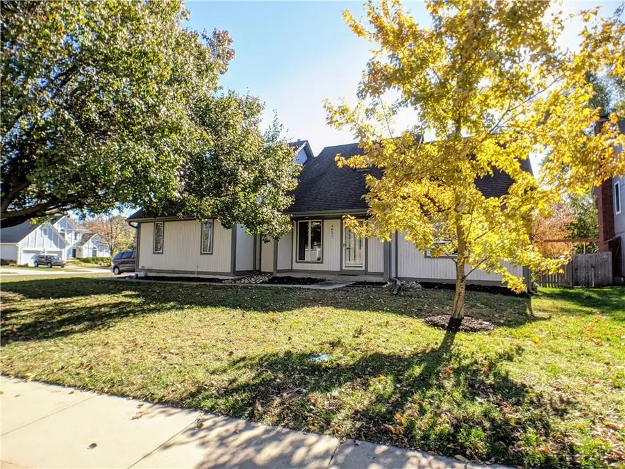 4821 W 122 Terrace, Leawood, KS 66209 - #3