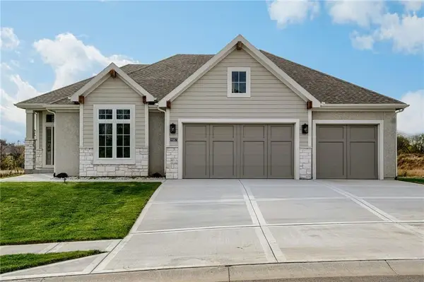 9188 N Chestnut Avenue, Kansas City, MO 64156