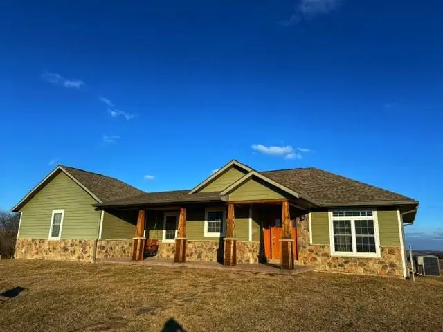 20052 County 380 Road, Saint Joseph, MO 64505 - #1