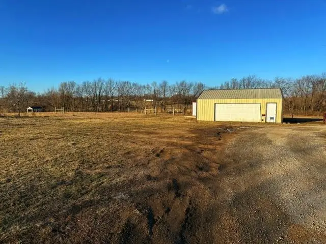 20052 County 380 Road, Saint Joseph, MO 64505 - #3