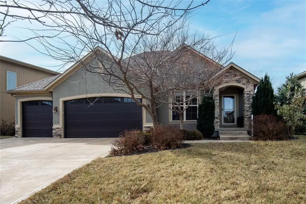 25549 W 144th Street, Olathe, KS 66061 - #1