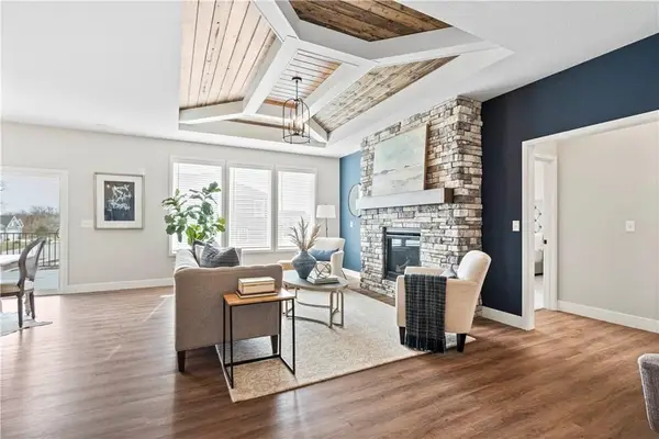 8320 SW 4th Court, Blue Springs, MO 64014