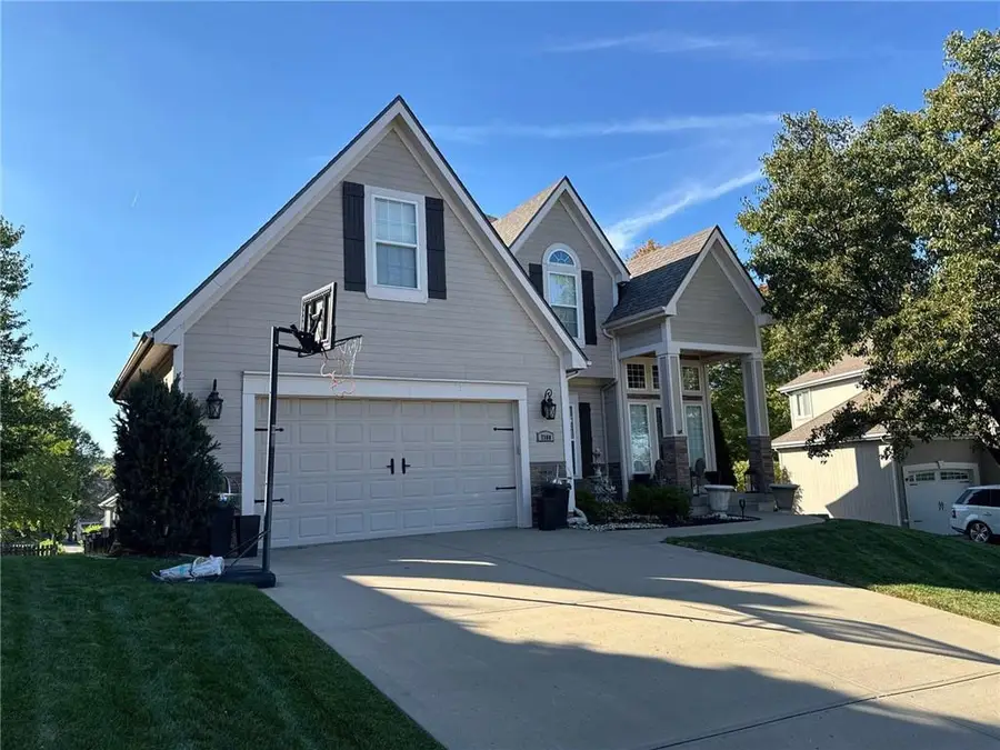 7300 N Myrtle Street, Kansas City, MO 64119 - #2