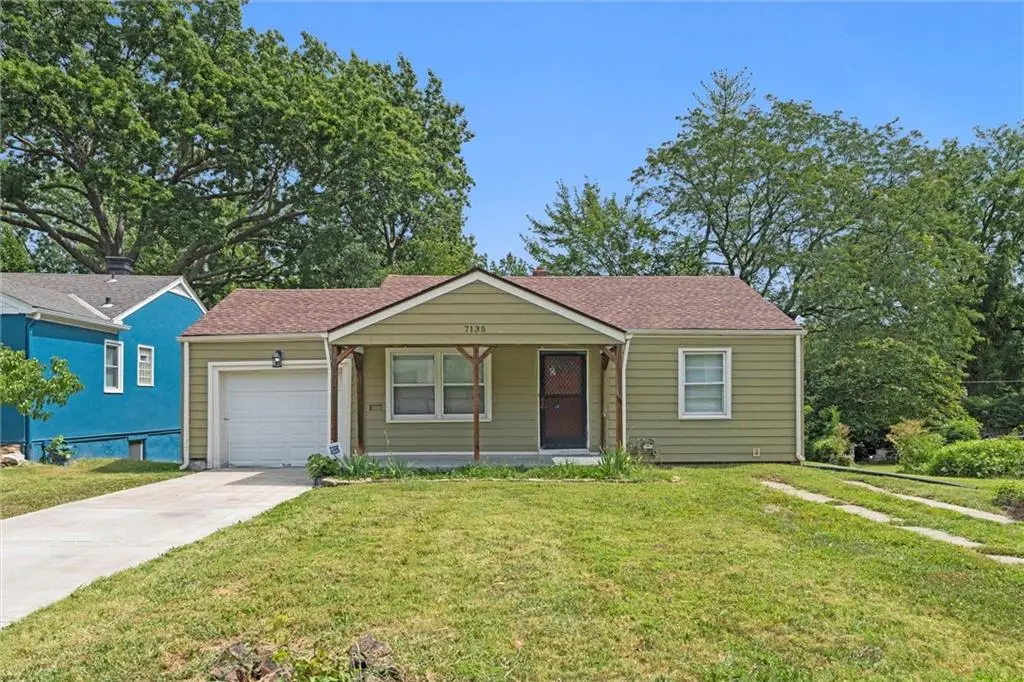 7135 Main Street, Kansas City, MO 64114 - #1
