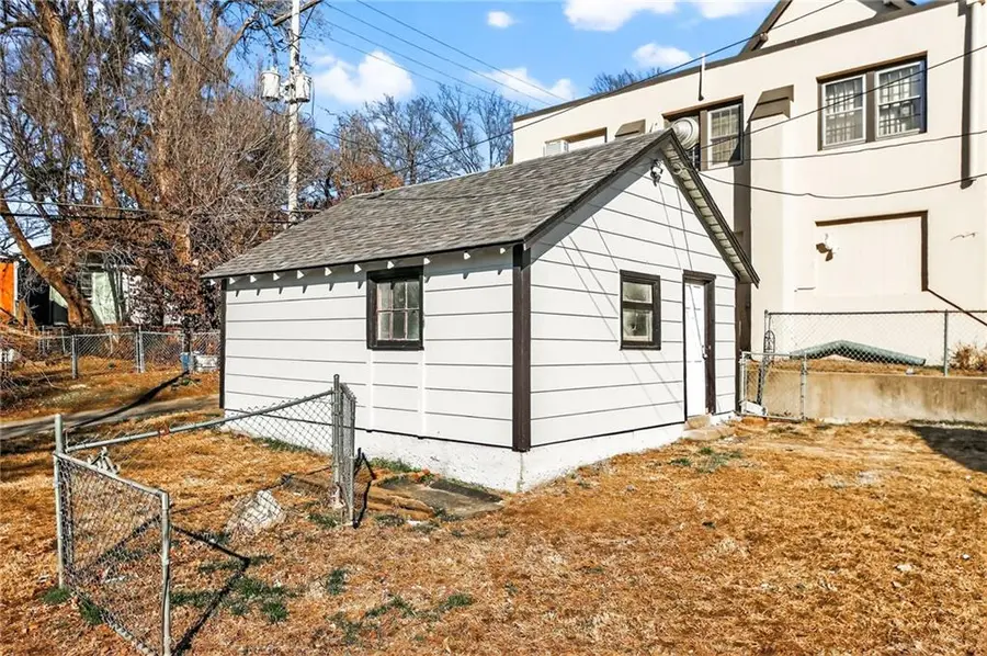 712 Seneca Street, Leavenworth, KS 66048 - Image #3