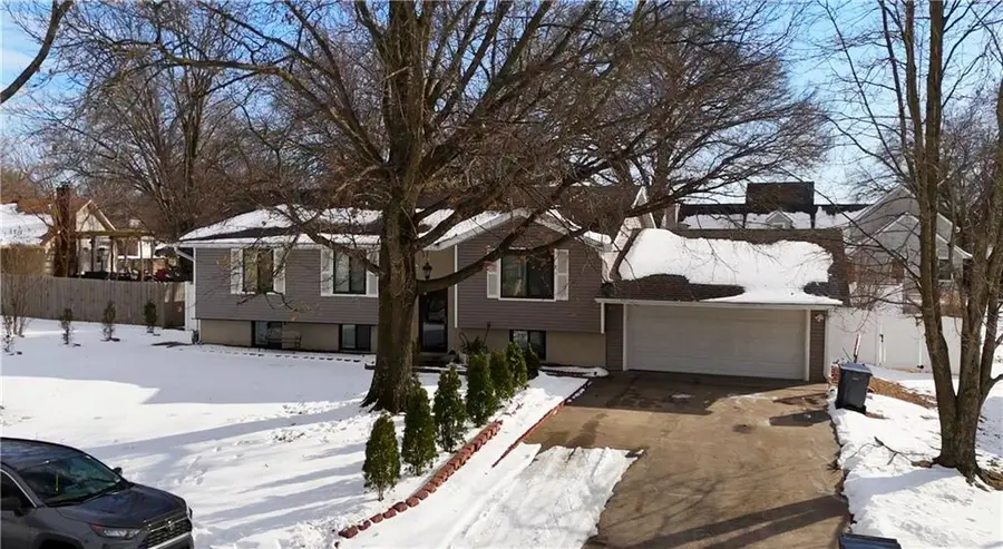 1804 Countryside Drive, Pittsburg, KS 66762 - #2