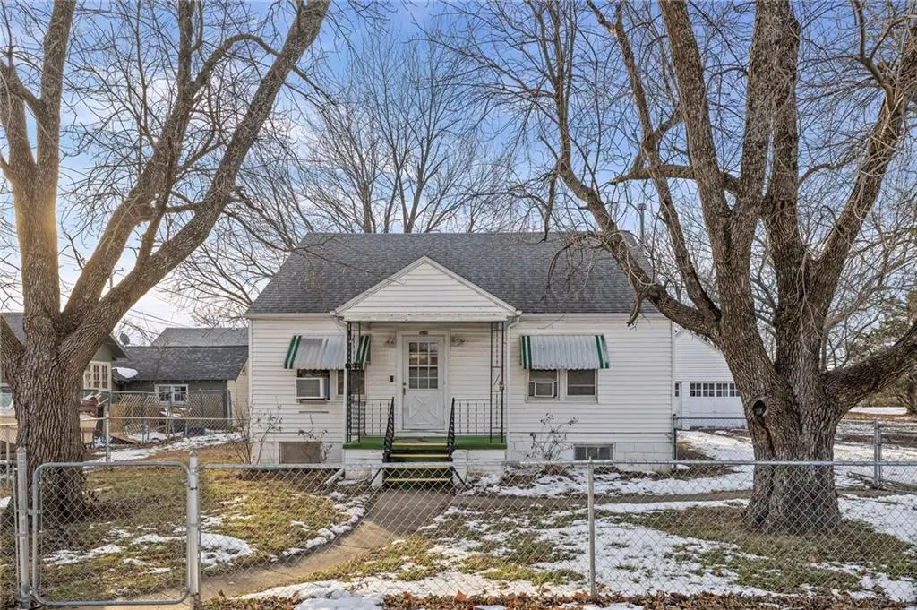 509 N Oak Street, Garnett, KS 66032 - #1