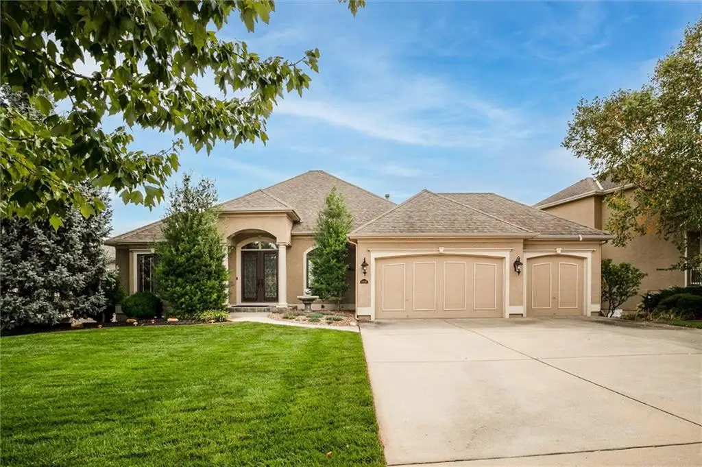 10611 N Michigan Avenue, Kansas City, MO 64155 - #1