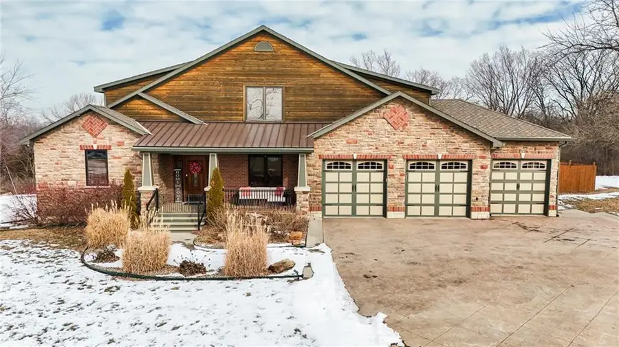 17492 Evans Road, Tonganoxie, KS 66086 - #3