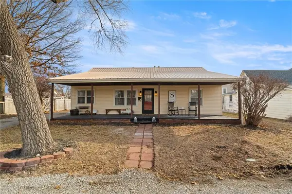 307 S Daviess Street, Gallatin, MO 64640
