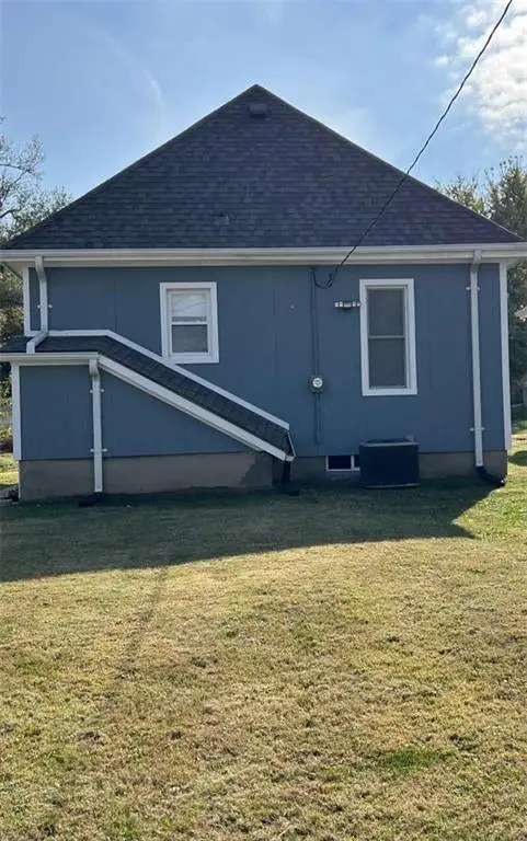 2829 Penn Street, Saint Joseph, MO 64507 - #3