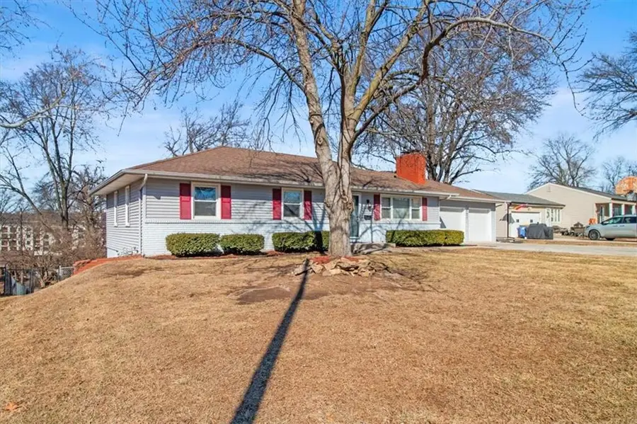 5016 Rock Creek Lane, Mission, KS 66205 - #2