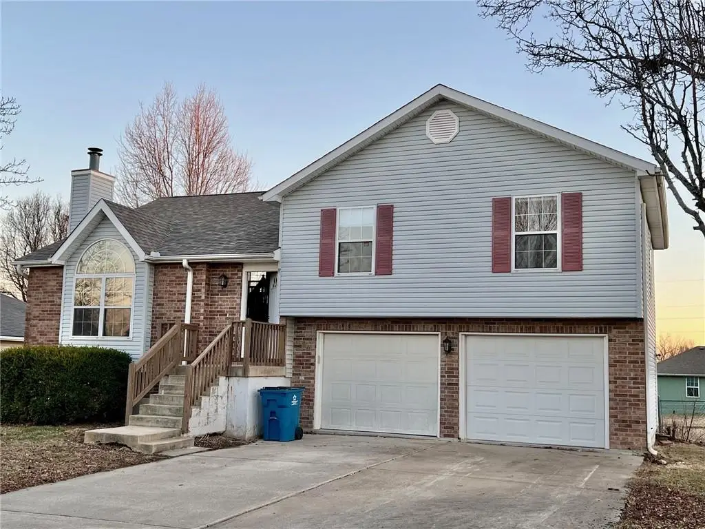 620 Wells Terrace, Odessa, MO 64076 - #1