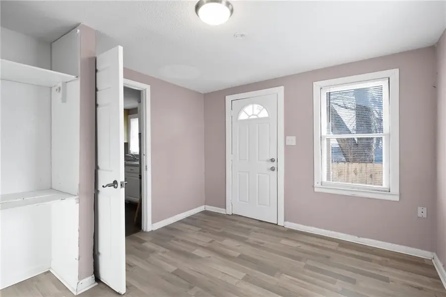 282 S Coy Street, Kansas City, KS 66101 - #3