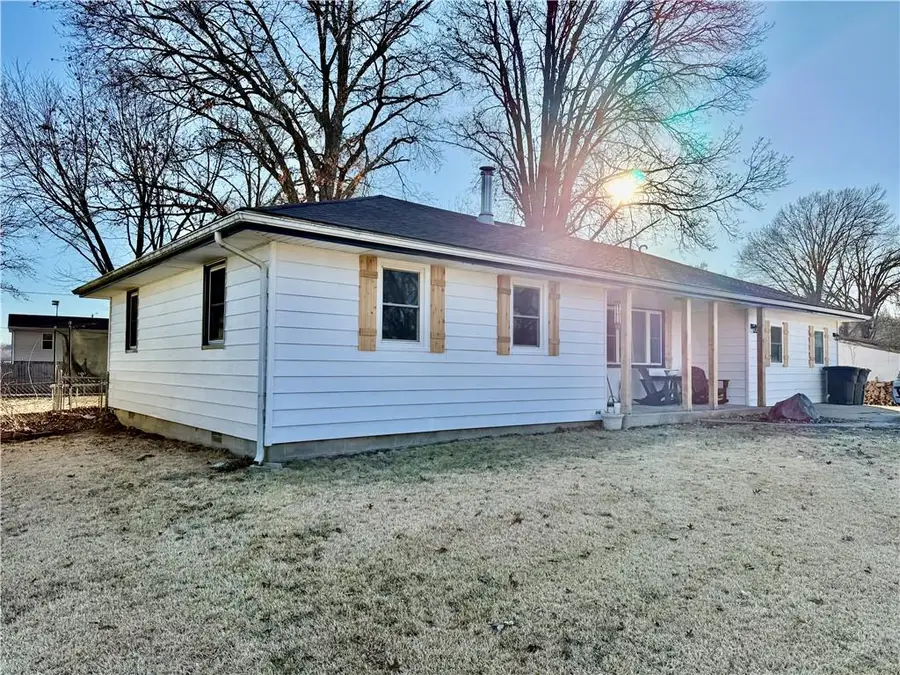 109 Kickapoo Street, Easton, KS 66020 - #2