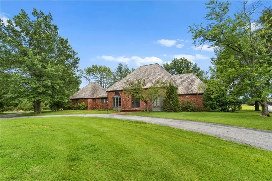 14908 E Pawhuska Road, Nevada, MO 64772 - #3