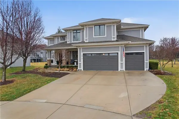 2914 W 155th Terrace, Overland Park, KS 66224